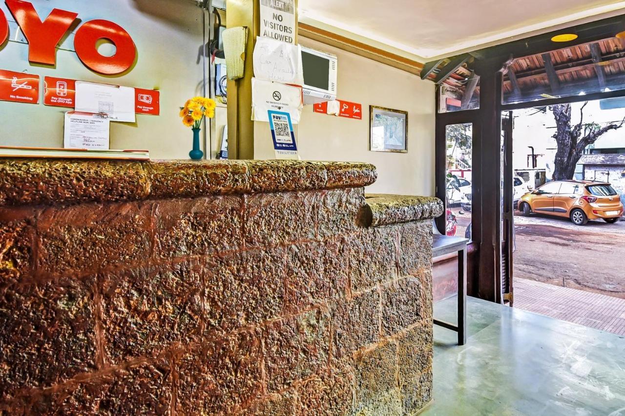 Oyo Flagship Paradise Inn Near Immaculate Conception Church 帕纳吉 外观 照片