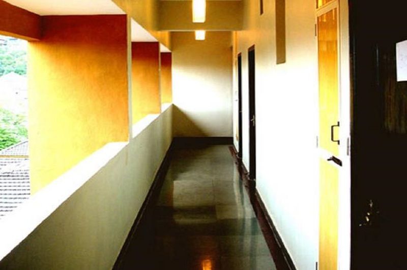 Oyo Flagship Paradise Inn Near Immaculate Conception Church 帕纳吉 外观 照片